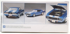 Revell 1969 Chevy Camaro Z/28 RS – Motor-City Muscle 1/25 Model Car Kit 85-7457