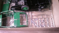 Hubley Metal model car kit 1932 Chevrolet Coupe No. 4869 w/ instructions Z125