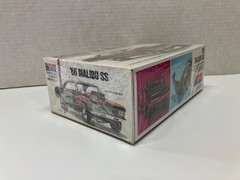 VINTAGE ORIGINAL ISSUE MONOGRAM 1/24 SCALE 1966 MALIBU SS SEALED MODEL KIT