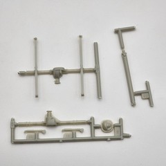 AMT/ERTL 1/25 1993 Ford F-150 31944 Parts Rearend Suspension Axle Driveshaft