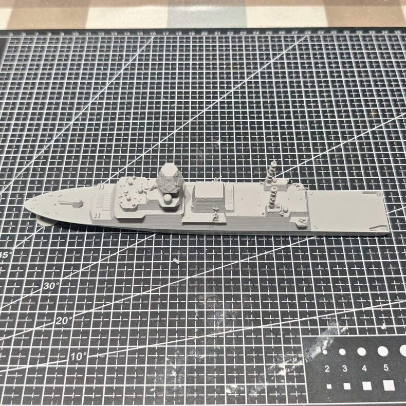 3D printing 1/700 British Type 26 missile frigate Unpainted/Waterline