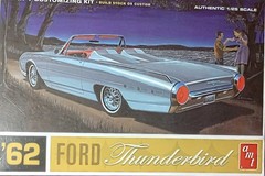 62 FORD THUNDERBIRD SPORTS ROADSTER TONNEAU COVER – AMT MODEL CAR KIT PARTS LOT