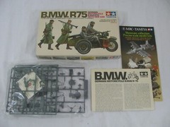 Tamiya 1/35 Scale German BMW R75 Motorcycle & Sidecar w/ Figures #MM-116 NIB