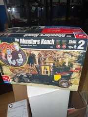 1999 AMT/ERTL: The Munsters Koach Model Box