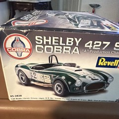 Revell Shelby Cobra 427 S/C Model Car Kit #85-2828