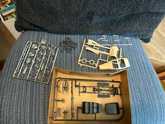 Vintage Renwal 1934 Duesenberg SJ Model 1/48 Scale Kit No. 151 MIB