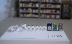 1/18  Scale Castrol GTX White oil products for your Diorama & shop items