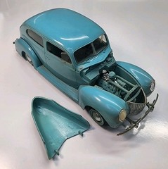 Vintage AMT Baby Blue ’39 Ford Deluxe Tudor Sedan 1/25 Plastic Model Kit Built
