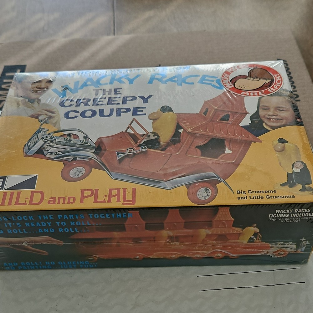 MPC Wacky Races Creepy Coupe Unassembled Model Kit Big & Little Gruesome Plastic