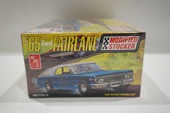 AMT 1/25 Scale ’65 Ford Fairlane Modified Stocker Plastic Model Kit NEW SEALED
