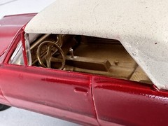PONTIAC GTO 1965 Built Up Red and White Vintage Assembled Model Car 1:25 Scale