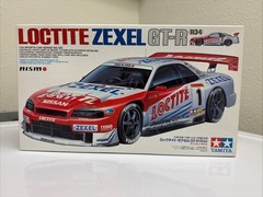 Tamiya – 1/24 Loctite Zexel R34 Skyline GT-R ’00 #24225