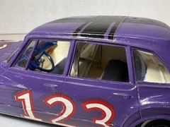 AMT 1960 Valiant 4 Door 1/25 Model Kit Original #9060 139 & Box BUILT RARE