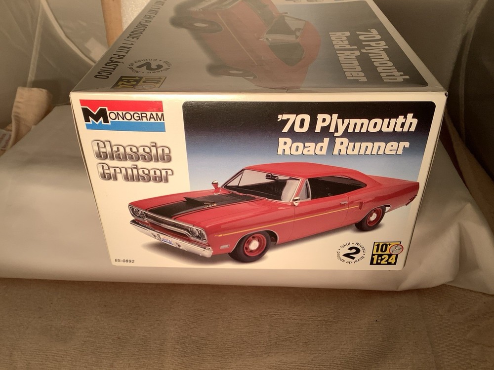 MonoGram 1970 Plymouth Road Runner 1:24 Model Kit #850892 New Open Box