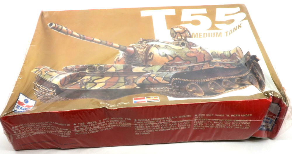ESCI 1/35 T-55 Medium Tank Model Kit #5044