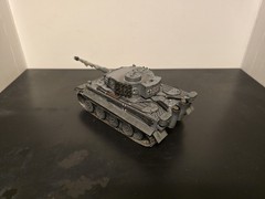 WWII Tank Model 1/48 German Tiger I Early Production