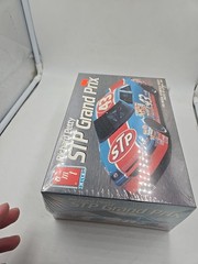 AMT 1/25 NASCAR # 43 STP RICHARD PETTY GRAND PRIX NASCAR MODEL KIT # 6728 F/S