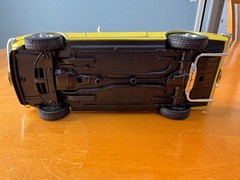 Testors 1968 Chevrolet Camaro Z28 Easy Builder 1:24 Metal Body Model Assembled