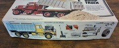 AMT 1:25 Scale Autocar DC 9964 B Dump Truck Boxed Model Kit **BOX HAS DAMAGE**