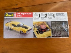Revell ‘71 Plymouth GTX Model Kit 1:24 Scale Skill 2 Factory Sealed (1995)