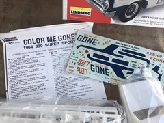 Lindberg #72156 Color Me Gone 1964 Dodge 330 SS 1/25 Model Kit MIOB