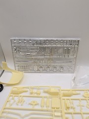 Testors 105 Scale 1/25 1948 Ford Convertible Open Box Instructions Included