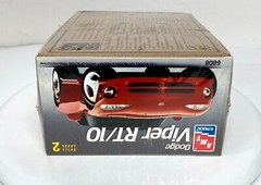 AMT Model #6808 Dodge Viper RT/10 1:25th FACTORY SEALED