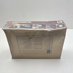 AMT 1/25 KENWORTH T600A #6976 OLD NEW STOCK FACTORY SEALED
