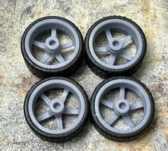 1/24 Scale: 24-Inch “Lexani CF-Indy” Wheels And Tires; Resin;1/25