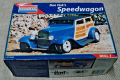 Monogram 7606 Dan Fink’s Custom Speedwagon Plastic Self-Assembly Kit Unbuilt1/25