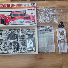 TAMIYA 1/24 scale TOYOTA GT-ONE TS020 Plastic model kit From Japan