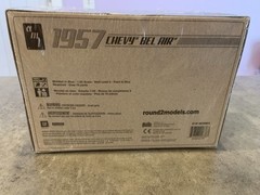 AMT 1957 Chevy Bel Air Model Car Scale 1:25 – Blue/White Factory Sealed New