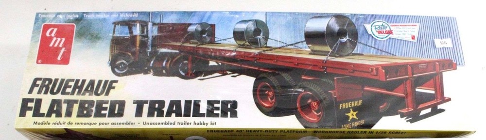 AMT Retro Deluxe Fruehauf Flatbed Trailer 1/25 Scale Plastic Model Kit – Sealed