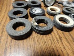 VINTAGE 1960’S ERA LOT OF 24 TIRES JUNKYARD MODEL CAR TIRES VARIOUS SIZES TYPES