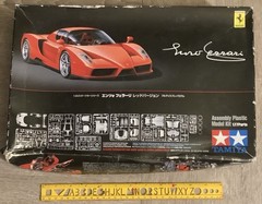 Tamiya 1/24 Sports Car Series No.302 Enzo Ferrari Red Ver.PARTS