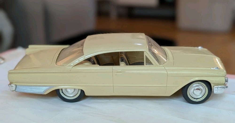 1963 FORD FAIRLANE 500 1/25 SCALE DEALER PROMO