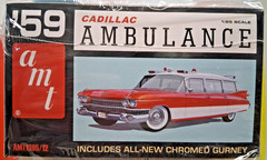AMT 1959 Cadillac Ambulance w/Gurney 1/25 AMT1395 Plastics Car/Truck 1/24-1/25