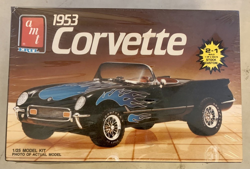 AMT 6519 1953 CORVETTE 1/25 SCALE MODEL KIT FS