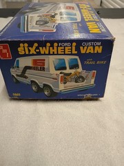 AMT Ford Custom Six-Wheel Van w/ Trail Bike 1:25 Unassembled Plastic Model Kit