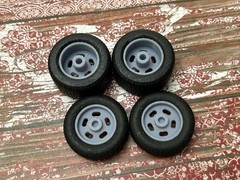 1/24 Scale: 15-inch “Five 5 Slot Mags” Resin Wheels W/ Wide Rear Tires
