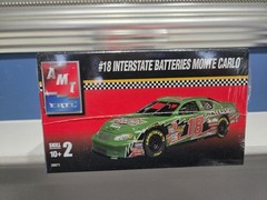 AMT Ertl 38071A 1/25 #18 Interstate Batteries Monte Carlo Plastic Model Kit