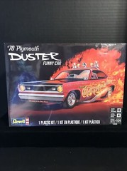 REVELL 14528 ‘70 PLYMOUTH DUSTER FUNNY CAR MODEL KIT-NIB-1:24 SCALE
