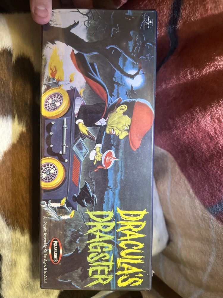 Draculas Dragster Model Kit 5026- Polar Lights New Factory sealed