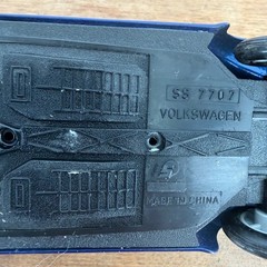 VW Beetle Models 2 Sunnyside SS 7707 1955 Bug & Airfix QuickBuild Yellow Plastic