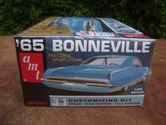 1965 Bonneville Sport Coupe 3 in 1 Model Car Kit- 1/25 scale by AMT #1260 (2022)