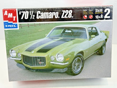 AMT ERTL Chevy ’70-1/2 Camaro Z28 model kit NEW in FACTORY SEALED BOX- 2001 Edit