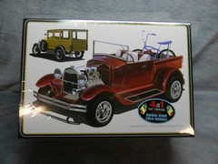 1/25 SCALE AMT 1929 FORD WOODY/PICKUP WHITE 4-IN-1 MODEL KIT W/BIKE-SEALED!