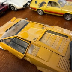 1/24 Built Plastic Model Yellow Lamborghini Countach Dusty From Being Displayed