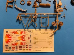 1939/1940 FORD SEDAN 3N1 MODEL KIT 1/25 SCALE AMT ERTL COOL LOOK!!