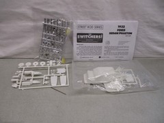 Switchers 1932 Ford Sedan Phaeton 1/25